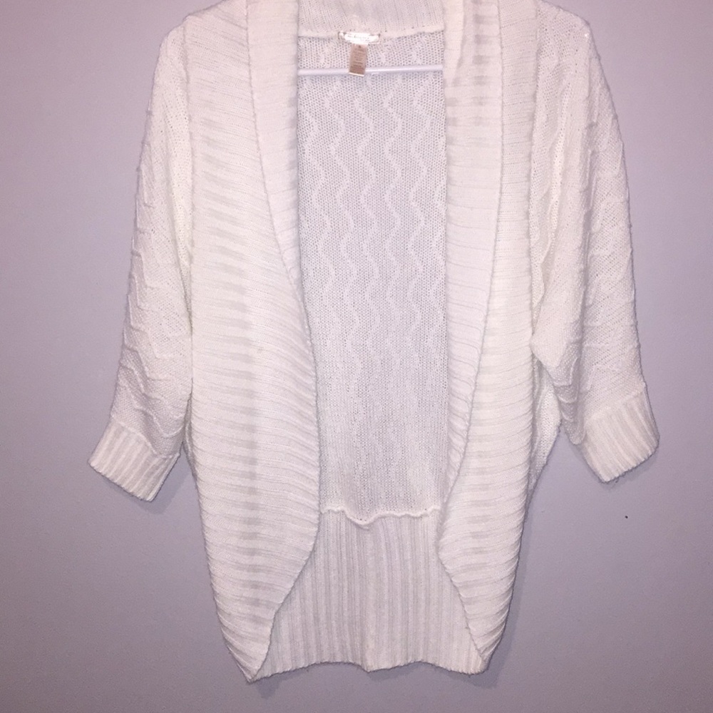 Ambiance Apparel Ivory cardigan 💕